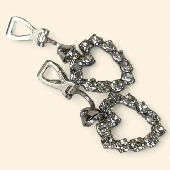 B. David Vintage Rhinestone Heart Earrings - Picture 4 of 6